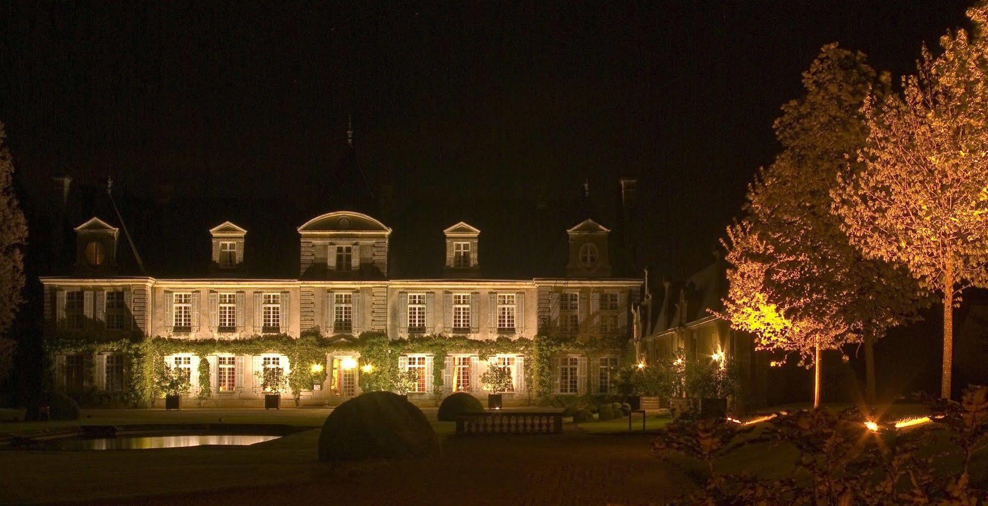 Chateau De Curzay Exterior photo